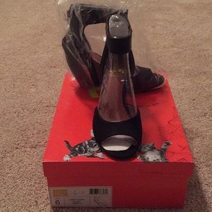 BC Footwear Deep Down wedge sandal